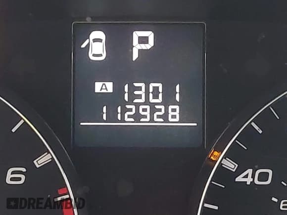 ✅ 2012 Subaru Outback Prem • VIN: 4S4BRBCC0C3303617 • Lot: 43563624. Listed on IAAI with 112,928 mi. Free auction sales archive from the USA and detailed vehicle history report at DreamBid. Image 7.