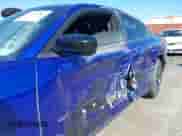 2022 Dodge Charger SXT z VIN 2C3CDXBG6NH110417, wystawiony jako IAAI lot #41883701 z przebiegiem 85 627 mil mil oraz . Historia ofert i sprzedaży dostępna na DreamBid. Obrazek 6.