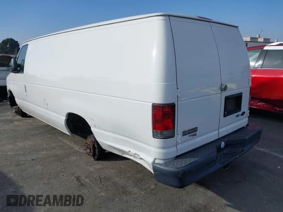 ✅ 2013 Ford Econoline Cargo Commercial • VIN: 1FTNS2ELXDDA38381 • Lot: 41243450. Wystawiony na IAAI z przebiegiem 143 160 mil. Bezpłatny archiwum sprzedaży aukcyjnych z USA i szczegółowy raport historii pojazdu na DreamBid. Zdjęcie 3.