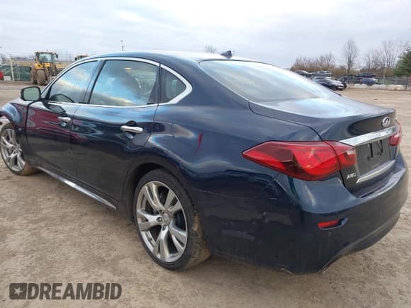 ✅ 2017 Infiniti Q70 3.7 • VIN: JN1BY1PR8HM210624 • Lot: 43777593. Listed on IAAI with 61,166 mi. Free auction sales archive from the USA and detailed vehicle history report at DreamBid. Image 3.