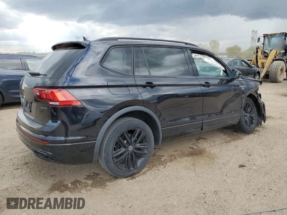 ✅ 2022 Volkswagen Tiguan SE R-Line Black • VIN: 3VV8B7AX6NM065832 • Лот: 85276975. Опубликован ранее на Copart с пробегом 35 358 миль. Бесплатный доступ к архиву аукционных продаж из США и подробный отчёт об истории автомобиля на DreamBid. Изображение 3.
