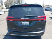 ✅ 2021 Chrysler Pacifica Hybrid Touring L • VIN: 2C4RC1L71MR599631 • Lot: 42151965. Listed on IAAI with 67,401 mi. Free auction sales archive from the USA and detailed vehicle history report at DreamBid. Image 16.