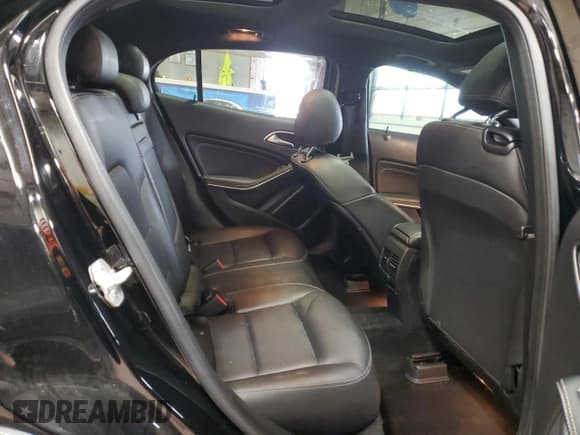 ✅ 2016 Mercedes-Benz GLA 250 • VIN: WDCTG4GB3GJ194688 • Лот: 84366834. Опубликован ранее на Copart с пробегом 87 261 миль. Бесплатный доступ к архиву аукционных продаж из США и подробный отчёт об истории автомобиля на DreamBid. Изображение 11.