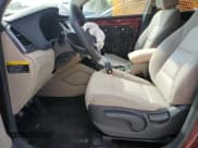 ✅ 2017 Hyundai Tucson SE • VIN: KM8J23A47HU393206 • Lot: 90031695. Wystawiony na Copart z przebiegiem 126 368 mil. Bezpłatny archiwum sprzedaży aukcyjnych z USA i szczegółowy raport historii pojazdu na DreamBid. Zdjęcie 7.