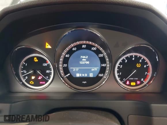 ✅ 2011 Mercedes-Benz C 300 Sport • VIN: WDDGF8BB7BR186599 • Lot: 43439852. Listed on IAAI with 122,700 mi. Free auction sales archive from the USA and detailed vehicle history report at DreamBid. Image 7.