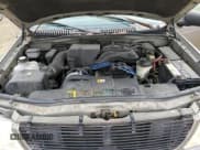 ✅ 2002 Ford Explorer XLS • VIN: 1FMZU62E92UC58466 • Lot: 79132314. Wystawiony na Copart z przebiegiem 975 365 mil. Bezpłatny archiwum sprzedaży aukcyjnych z USA i szczegółowy raport historii pojazdu na DreamBid. Zdjęcie 12.