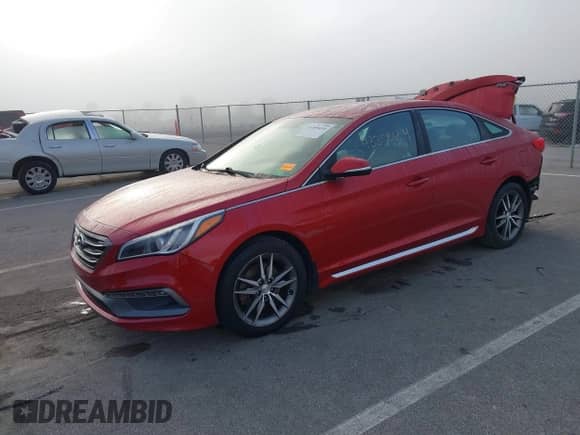 2017 Hyundai Sonata Sport с VIN 5NPE34AB6HH497803, выставлен на аукционе IAAI как лот 43305654 с пробегом 88 341 миль миль и . История ставок и продаж доступна на DreamBid. Изображение 17.