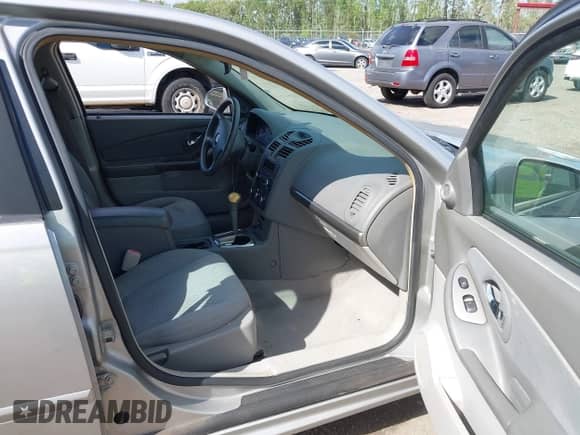 2007 Chevrolet Malibu Maxx LT z VIN 1G1ZT68N77F245976, wystawiony jako IAAI lot #41975735 z przebiegiem 217 210 mil mil oraz . Historia ofert i sprzedaży dostępna na DreamBid. Obrazek 5.