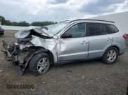 ✅ 2010 Hyundai Santa Fe GLS • VIN: 5NMSG3AB9AH393553 • Лот: 67219345. Опубликован ранее на Copart с пробегом 55 545 миль. Бесплатный доступ к архиву аукционных продаж из США и подробный отчёт об истории автомобиля на DreamBid. Изображение 1.