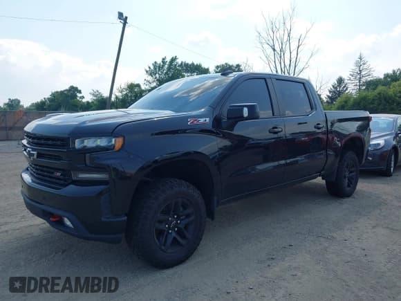 ✅ 2021 Chevrolet Silverado 1500 LT Trail Boss • VIN: 3GCPYFEL8MG141705 • Lot: 42914784. Wystawiony na IAAI z przebiegiem 40 543 mil. Bezpłatny archiwum sprzedaży aukcyjnych z USA i szczegółowy raport historii pojazdu na DreamBid. Zdjęcie 2.