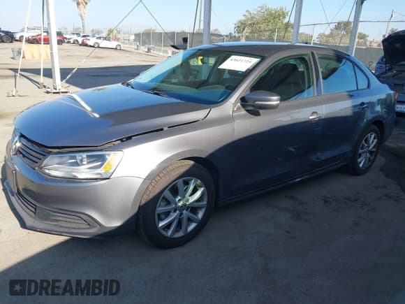✅ 2012 Volkswagen Jetta SE • VIN: 3VWDP7AJ0CM357724 • Lot: 43021725. Listed on IAAI with 127,271 mi. Free auction sales archive from the USA and detailed vehicle history report at DreamBid. Image 21.