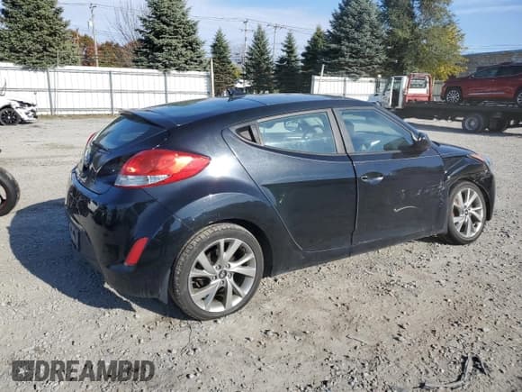 ✅ 2016 Hyundai Veloster • VIN: KMHTC6AD3GU279144 • Lot: 76304354. Wystawiony na Copart z przebiegiem 169 453 mil. Bezpłatny archiwum sprzedaży aukcyjnych z USA i szczegółowy raport historii pojazdu na DreamBid. Zdjęcie 3.