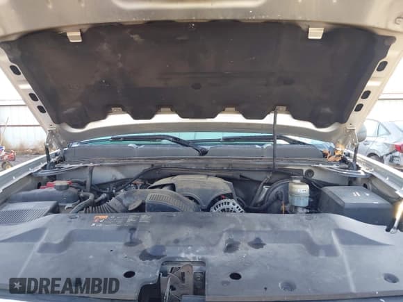 ✅ 2011 Chevrolet Silverado 1500 LT • VIN: 3GCPCSE04BG247689 • Lot: 43280628. Listed on IAAI with 170,771 mi. Free auction sales archive from the USA and detailed vehicle history report at DreamBid. Image 10.