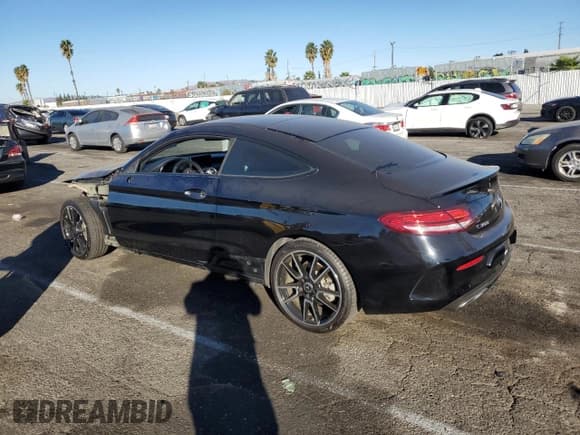 ✅ 2020 Mercedes-Benz C 300 • VIN: WDDWJ8DB2LF955410 • Lot: 79302194. Wystawiony na Copart z przebiegiem 40 212 mil. Bezpłatny archiwum sprzedaży aukcyjnych z USA i szczegółowy raport historii pojazdu na DreamBid. Zdjęcie 2.