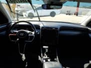 ✅ 2022 Hyundai Tucson SEL • VIN: 5NMJF3AE5NH008360 • Lot: 73847704. Wystawiony na Copart z przebiegiem Nie podano. Bezpłatny archiwum sprzedaży aukcyjnych z USA i szczegółowy raport historii pojazdu na DreamBid. Zdjęcie 8.