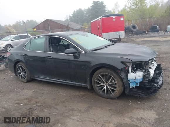 2022 Toyota Camry SE with VIN 4T1G11BK1NU072711, listed as a IAAI auction lot 42173404 with 26,504 mi miles and . Bid and sale history available at DreamBid. Image 14.