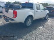 ✅ 2017 Nissan Frontier SV • VIN: 1N6AD0EV6HN737809 • Lot: 43404745. Wystawiony na IAAI z przebiegiem 136 955 mil. Bezpłatny archiwum sprzedaży aukcyjnych z USA i szczegółowy raport historii pojazdu na DreamBid. Zdjęcie 4.