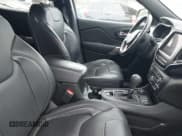 ✅ 2021 Jeep Cherokee Latitude Lux • VIN: 1C4PJMMX7MD111119 • Лот: 38780331. Опубликован ранее на IAAI с пробегом 53 057 миль. Бесплатный доступ к архиву аукционных продаж из США и подробный отчёт об истории автомобиля на DreamBid. Изображение 5.