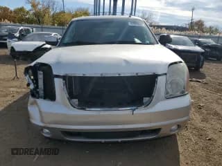 ✅ 2011 GMC Yukon XL SLT • VIN: 1GKS1KE06BR174894 • Lot: 91860835. Wystawiony na Copart z przebiegiem 216 618 mil. Bezpłatny archiwum sprzedaży aukcyjnych z USA i szczegółowy raport historii pojazdu na DreamBid. Zdjęcie 5.