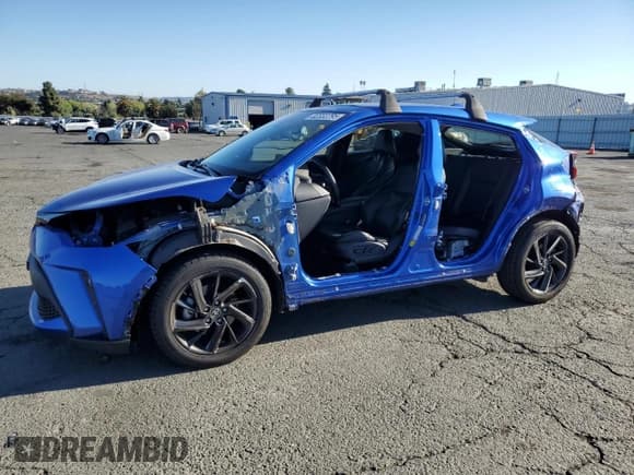 ✅ 2020 Toyota C-HR Limited • VIN: JTNKHMBX2L1067275 • Lot: 82332295. Wystawiony na Copart z przebiegiem 49 167 mil. Bezpłatny archiwum sprzedaży aukcyjnych z USA i szczegółowy raport historii pojazdu na DreamBid. Zdjęcie 1.