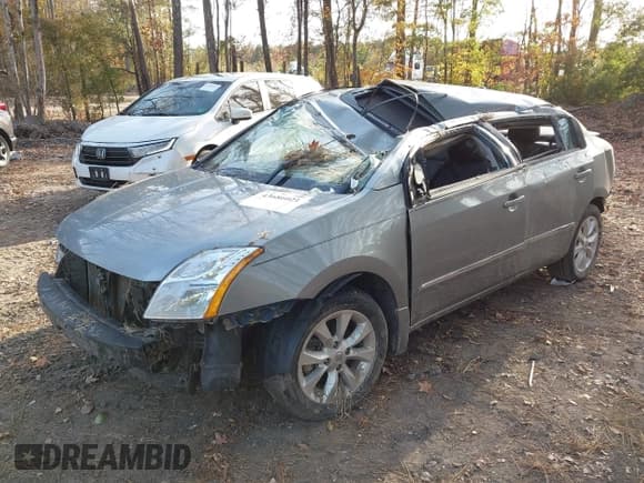 ✅ 2011 Nissan Sentra S • VIN: 3N1AB6AP9BL659958 • Lot: 43686021. Listed on IAAI with 137,920 mi. Free auction sales archive from the USA and detailed vehicle history report at DreamBid. Image 2.