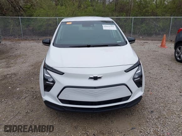 ✅ 2023 Chevrolet Bolt EV 1LT • VIN: 1G1FW6S0XP4107805 • Lot: 42010466. Wystawiony na IAAI z przebiegiem 18 625 mil. Bezpłatny archiwum sprzedaży aukcyjnych z USA i szczegółowy raport historii pojazdu na DreamBid. Zdjęcie 12.