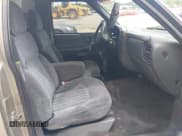 ✅ 2000 Chevrolet S-10 LS • VIN: 1GCCS14W2YK118045 • Лот: 42722476. Опубликован ранее на IAAI с пробегом 140 074 миль. Бесплатный доступ к архиву аукционных продаж из США и подробный отчёт об истории автомобиля на DreamBid. Изображение 5.