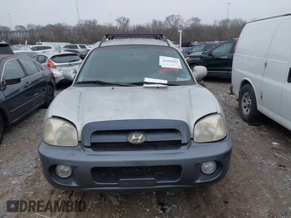 2005 Hyundai Santa Fe GLS с VIN KM8SC13D05U955011, выставлен на аукционе IAAI как лот 41496442 с пробегом Не указан миль и . История ставок и продаж доступна на DreamBid. Изображение 6.