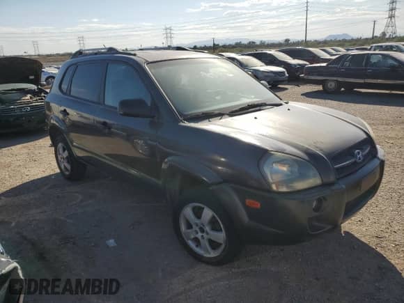 2007 Hyundai Tucson GLS z VIN KM8JM12B47U586150, wystawiony jako Copart lot #75758794 z przebiegiem 203 714 mil mil oraz Czysty tytuł • Clean title. Historia ofert i sprzedaży dostępna na DreamBid. Obrazek 4.