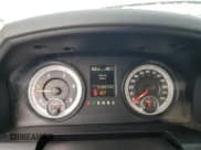 ✅ 2015 Ram 2500 Tradesman • VIN: 3C6UR5CL1FG528653 • Lot: 80963225. Wystawiony na Copart z przebiegiem 313 651 mil. Bezpłatny archiwum sprzedaży aukcyjnych z USA i szczegółowy raport historii pojazdu na DreamBid. Zdjęcie 9.