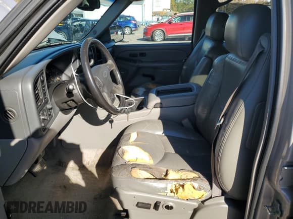 ✅ 2006 Chevrolet Suburban LS • VIN: 1GNFK16ZX6J130796 • Лот: 84627724. Опубликован ранее на Copart с пробегом 287 830 миль. Бесплатный доступ к архиву аукционных продаж из США и подробный отчёт об истории автомобиля на DreamBid. Изображение 7.