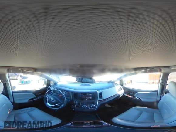 ✅ 2016 Toyota Sienna XLE • VIN: 5TDDK3DC0GS132653 • Lot: 43801971. Listed on IAAI with 203,393 mi. Free auction sales archive from the USA and detailed vehicle history report at DreamBid. Image 19.