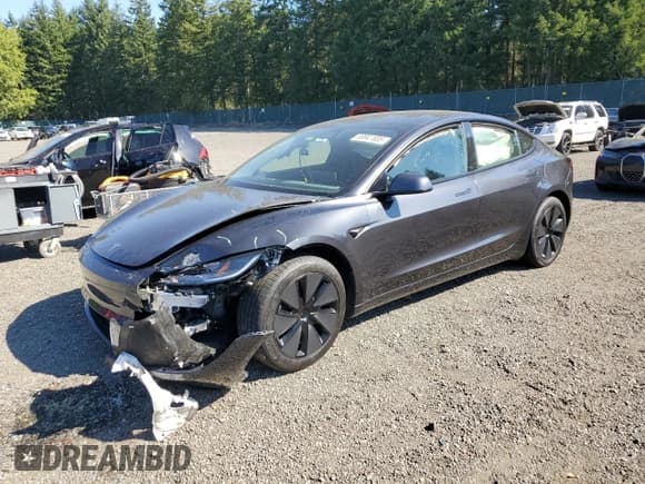 ✅ 2025 Tesla Model 3 Long Range • VIN: 5YJ3E1EA8SF922185 • Lot: 80841605. Listed on Copart with 16,985 mi. Free auction sales archive from the USA and detailed vehicle history report at DreamBid. Image 1.