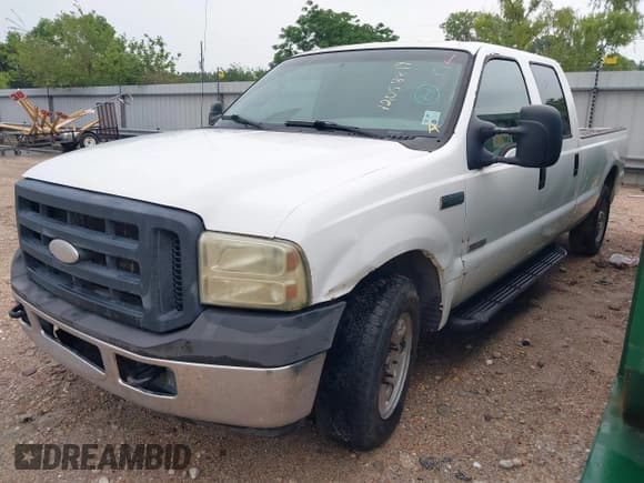 ✅ 2007 Ford F-250 XL • VIN: 1FTSW20P57EB51834 • Lot: 42058819. Listed on IAAI with 258,989 mi. Free auction sales archive from the USA and detailed vehicle history report at DreamBid. Image 19.