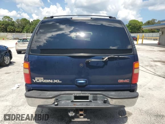 ✅ 2002 GMC Yukon XL SLE • VIN: 3GKEC16Z82G338645 • Lot: 71976544. Wystawiony na Copart z przebiegiem 233 784 mil. Bezpłatny archiwum sprzedaży aukcyjnych z USA i szczegółowy raport historii pojazdu na DreamBid. Zdjęcie 6.