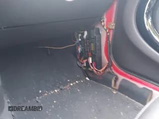 ✅ 2012 MINI Countryman • VIN: WMWZB3C55CWM06283 • Lot: 43788787. Wystawiony na IAAI z przebiegiem 180 321 mil. Bezpłatny archiwum sprzedaży aukcyjnych z USA i szczegółowy raport historii pojazdu na DreamBid. Zdjęcie 6.