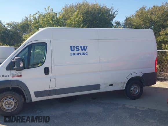 ✅ 2014 Ram ProMaster Cargo • VIN: 3C6TRVDGXEE104492 • Lot: 43388054. Wystawiony na IAAI z przebiegiem 220 282 mil. Bezpłatny archiwum sprzedaży aukcyjnych z USA i szczegółowy raport historii pojazdu na DreamBid. Zdjęcie 15.