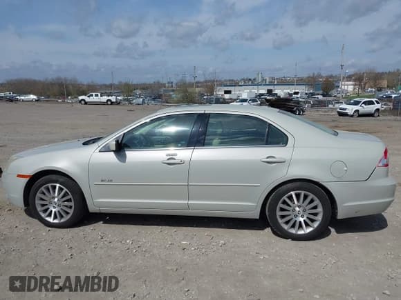 ✅ 2008 Mercury Milan Premier • VIN: 3MEHM02188R618559 • Lot: 41912520. Listed on IAAI with 98,091 mi. Free auction sales archive from the USA and detailed vehicle history report at DreamBid. Image 13.