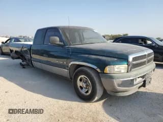 ✅ 1998 Dodge 1500 • VIN: 3B7HC13Z6WG204770 • Лот: 75545454. Опубликован ранее на Copart с пробегом 138 124 миль. Бесплатный доступ к архиву аукционных продаж из США и подробный отчёт об истории автомобиля на DreamBid. Изображение 4.