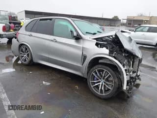 ✅ 2015 BMW X5 M • VIN: 5YMKT6C55F0C89227 • Lot: 41209152. Wystawiony na IAAI z przebiegiem Nie podano. Bezpłatny archiwum sprzedaży aukcyjnych z USA i szczegółowy raport historii pojazdu na DreamBid. Zdjęcie 1.