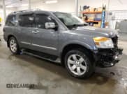 ✅ 2014 Nissan Armada SV • VIN: 5N1AA0NC0EN607641 • Лот: 49967765. Опубликован ранее на Copart с пробегом 171 747 миль. Бесплатный доступ к архиву аукционных продаж из США и подробный отчёт об истории автомобиля на DreamBid. Изображение 4.