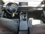 ✅ 2025 Honda Accord Sport-L • VIN: 1HGCY2F79SA010952 • Lot: 80695625. Wystawiony na Copart z przebiegiem 8 784 mil. Bezpłatny archiwum sprzedaży aukcyjnych z USA i szczegółowy raport historii pojazdu na DreamBid. Zdjęcie 8.