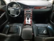 ✅ 2008 Volvo S80 V8 • VIN: YV1AH852681078689 • Lot: 59257144. Listed on Copart with 152,957 mi. Free auction sales archive from the USA and detailed vehicle history report at DreamBid. Image 8.