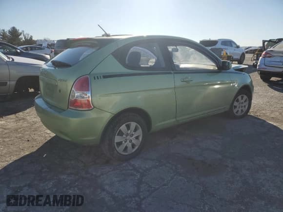 ✅ 2010 Hyundai Accent GS • VIN: KMHCM3ACXAU164745 • Лот: 87898635. Опубликован ранее на Copart с пробегом 118 106 миль. Бесплатный доступ к архиву аукционных продаж из США и подробный отчёт об истории автомобиля на DreamBid. Изображение 3.