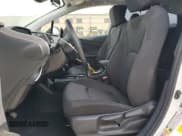 ✅ 2022 Toyota Prius LE • VIN: JTDKAMFP1N3218133 • Lot: 87238735. Wystawiony na Copart z przebiegiem 30 357 mil. Bezpłatny archiwum sprzedaży aukcyjnych z USA i szczegółowy raport historii pojazdu na DreamBid. Zdjęcie 7.