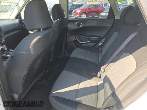 ✅ 2022 Kia Soul GT-Line • VIN: KNDJ63AU9N7818945 • Лот: 61599915. Опубликован ранее на Copart с пробегом 79 606 миль. Бесплатный доступ к архиву аукционных продаж из США и подробный отчёт об истории автомобиля на DreamBid. Изображение 9.