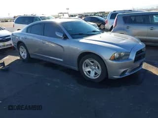 ✅ 2013 Dodge Charger Police • VIN: 2C3CDXAT6DH586230 • Лот: 43680354. Опубликован ранее на IAAI с пробегом 98 443 миль. Бесплатный доступ к архиву аукционных продаж из США и подробный отчёт об истории автомобиля на DreamBid. Изображение 1.