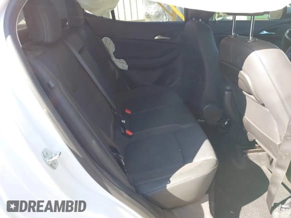 ✅ 2021 Buick Encore GX Select • VIN: KL4MMDSL0MB045027 • Lot: 42012678. Wystawiony na IAAI z przebiegiem 25 881 mil. Bezpłatny archiwum sprzedaży aukcyjnych z USA i szczegółowy raport historii pojazdu na DreamBid. Zdjęcie 8.