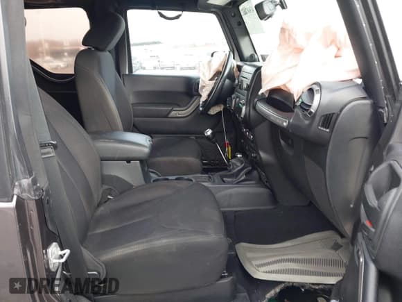 ✅ 2014 Jeep Wrangler Sport • VIN: 1C4AJWAG6EL230695 • Lot: 43687032. Listed on IAAI with 132,894 mi. Free auction sales archive from the USA and detailed vehicle history report at DreamBid. Image 5.