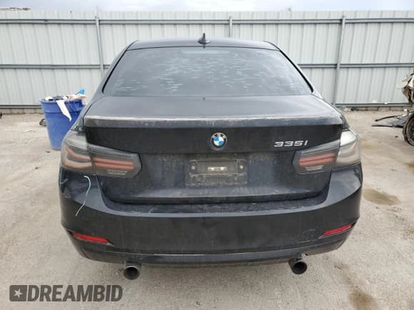 ✅ 2013 BMW 3 Series 335i • VIN: WBA3A9G5XDNP36904 • Lot: 50562595. Wystawiony na Copart z przebiegiem 110 302 mil. Bezpłatny archiwum sprzedaży aukcyjnych z USA i szczegółowy raport historii pojazdu na DreamBid. Zdjęcie 6.